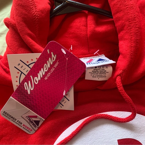 NWT Philadelphia Phillies hoodie, large. - Picture 2 of 4